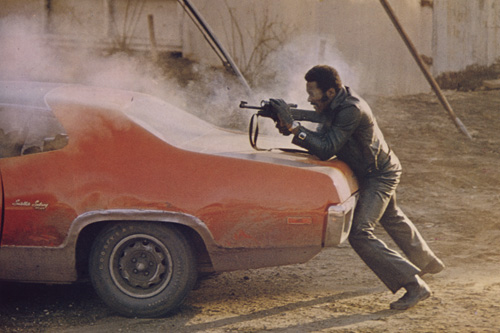 THE BIG PICTURE 5: Richard Roundtree shoots back in Shaft's Big Score! - photo © Warner Bros. 